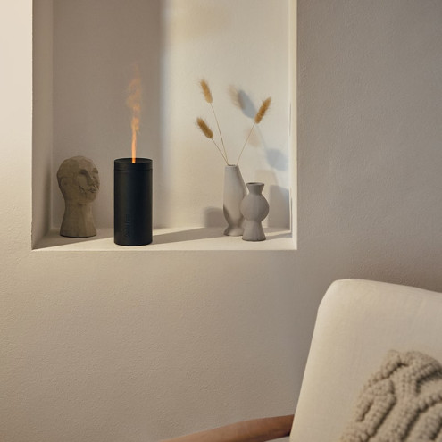 LUCY Black aroma diffuser with flame effect | Stadler Form